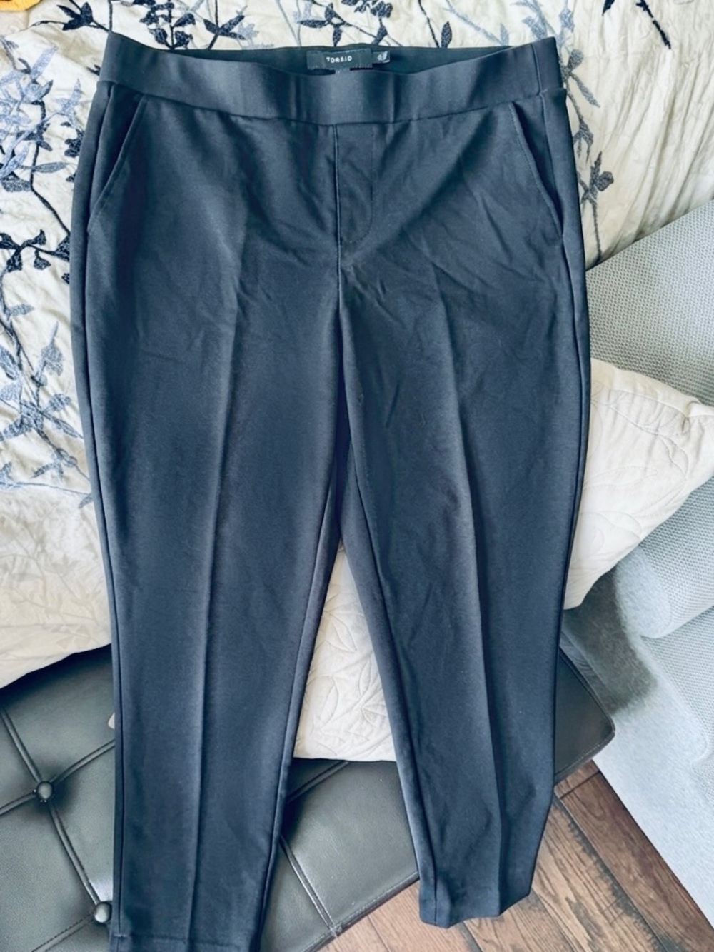 Black Ankle Dress Pants - Tapered Skinny - 2X Petite